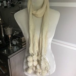 Adorable long cotton scarf with layered balls!